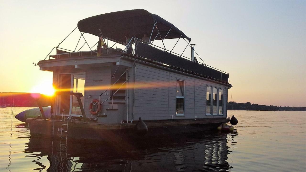 Hausboot Deluxe Hotel Berlin Exterior photo